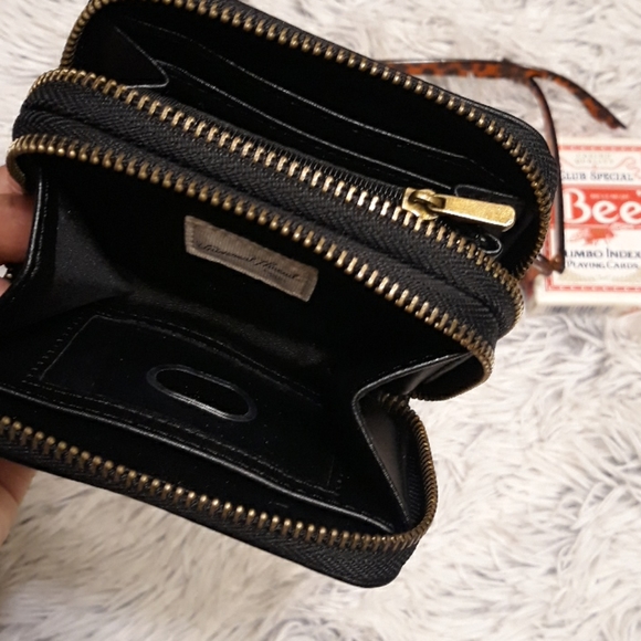 Black Wallet 🎯 Target 🎯 - Picture 4 of 5